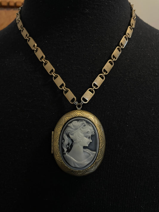 Fair Lady Locket